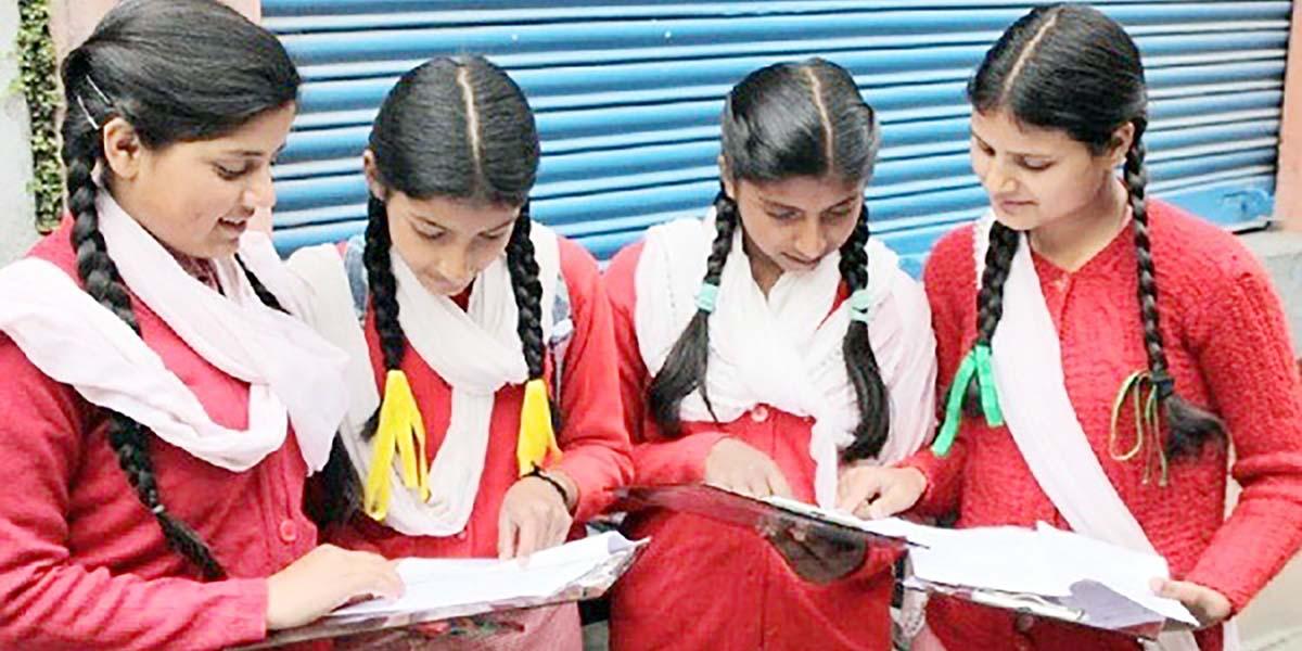 পাছে লোকে কিছু বলে কবিতার ১৩টি বহুনির্বাচনি প্রশ্ন ও উত্তর, ১ম পর্ব, অষ্টম শ্রেণির বাংলা ১ম পত্র
